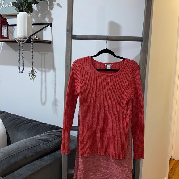 Hannah sweater size xl - Picture 1 of 6